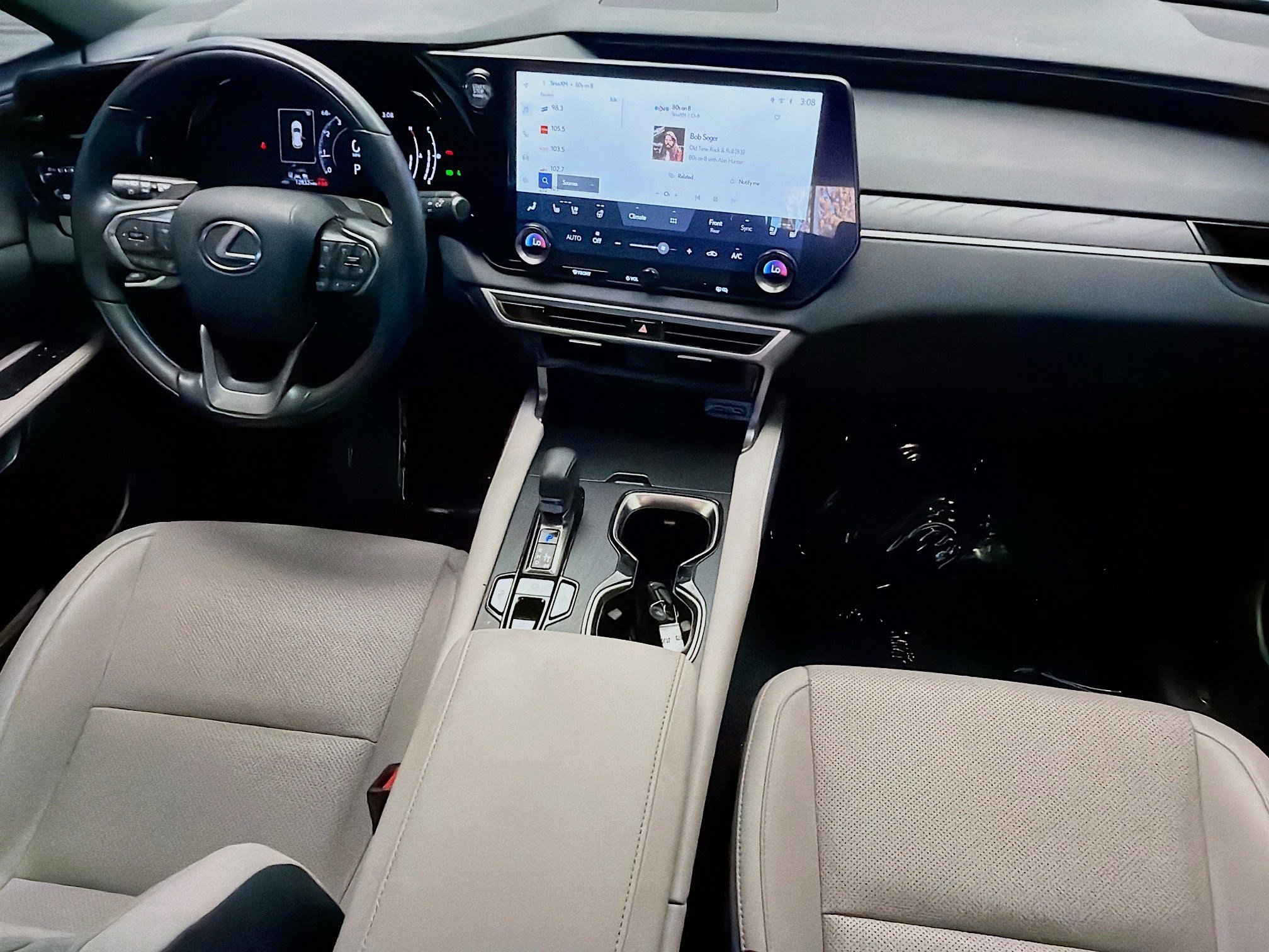 Used 2023 Lexus RX 350 Premium w/ Accessory Package (Z1) image 12