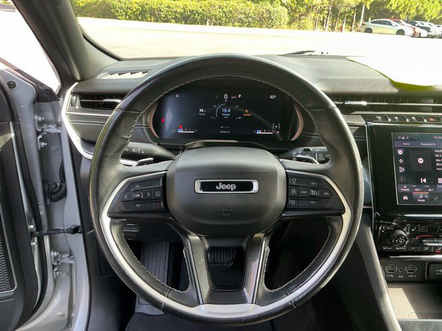 Used 2021 Jeep Grand Cherokee L Laredo RWD image 12