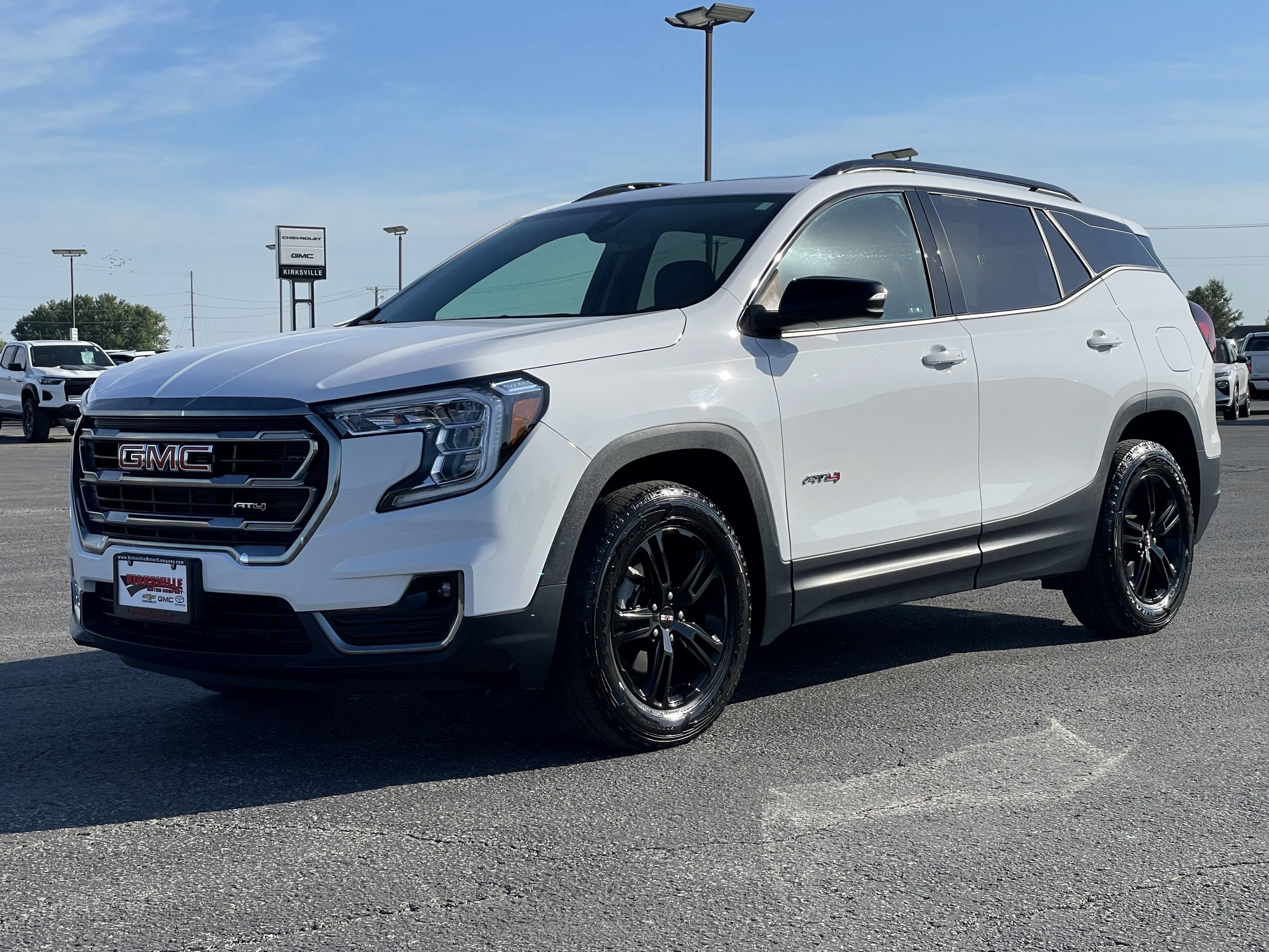 Certified 2024 GMC Terrain AT4 w/ Infotainment Package II AWD/4WD image 8