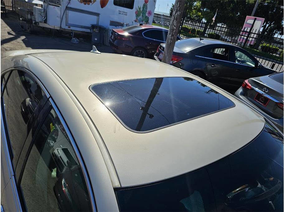 Used 2010 Lexus ES 350 image 10