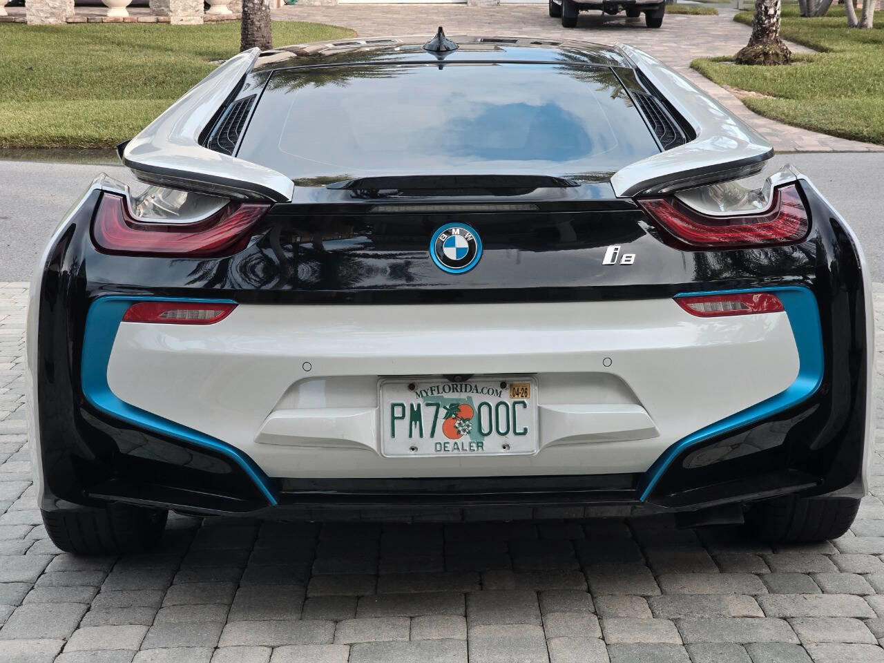 Used 2019 BMW i8 Coupe image 39