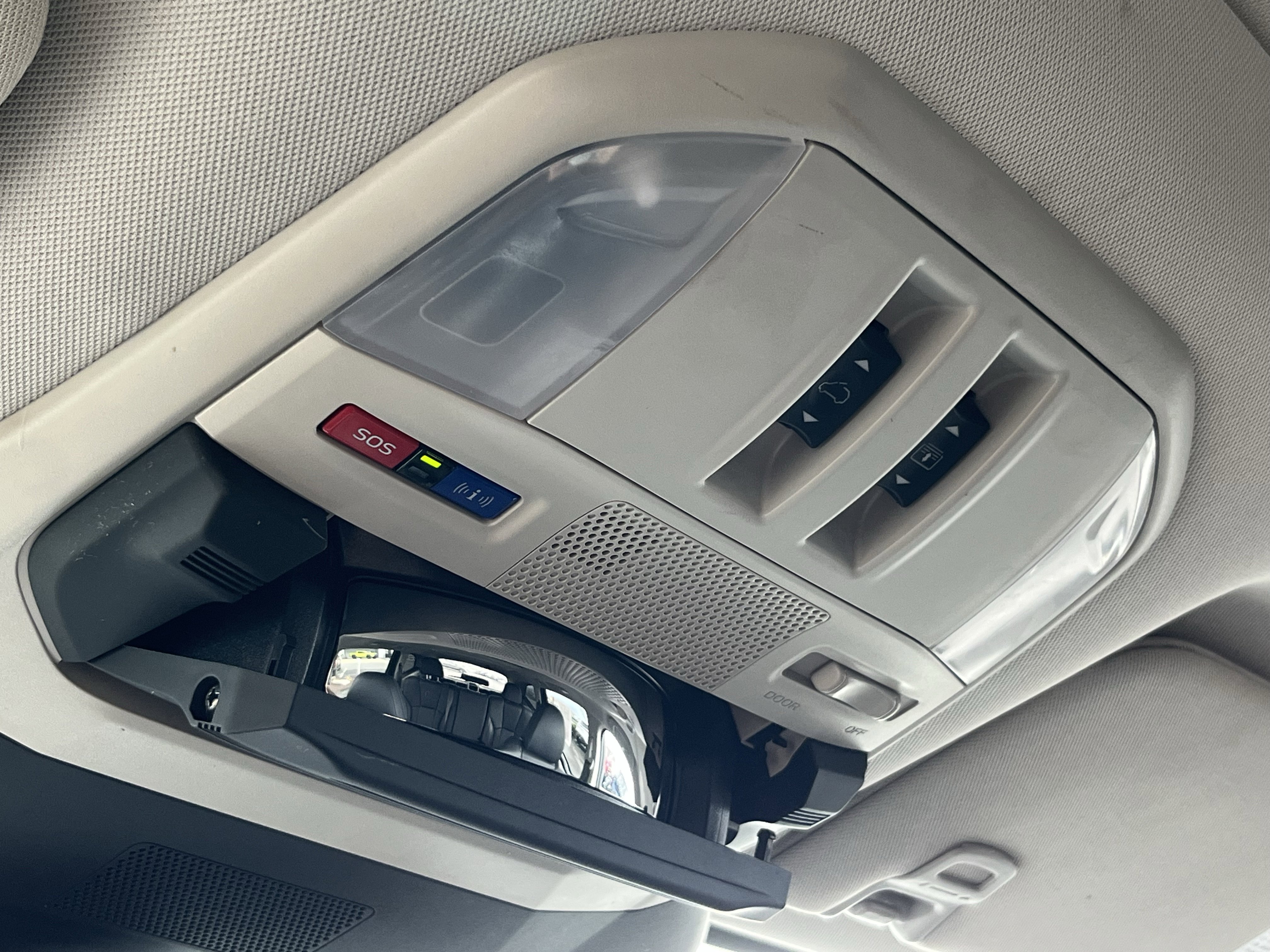 Used 2023 Subaru Ascent Limited w/ Technology Package image 37