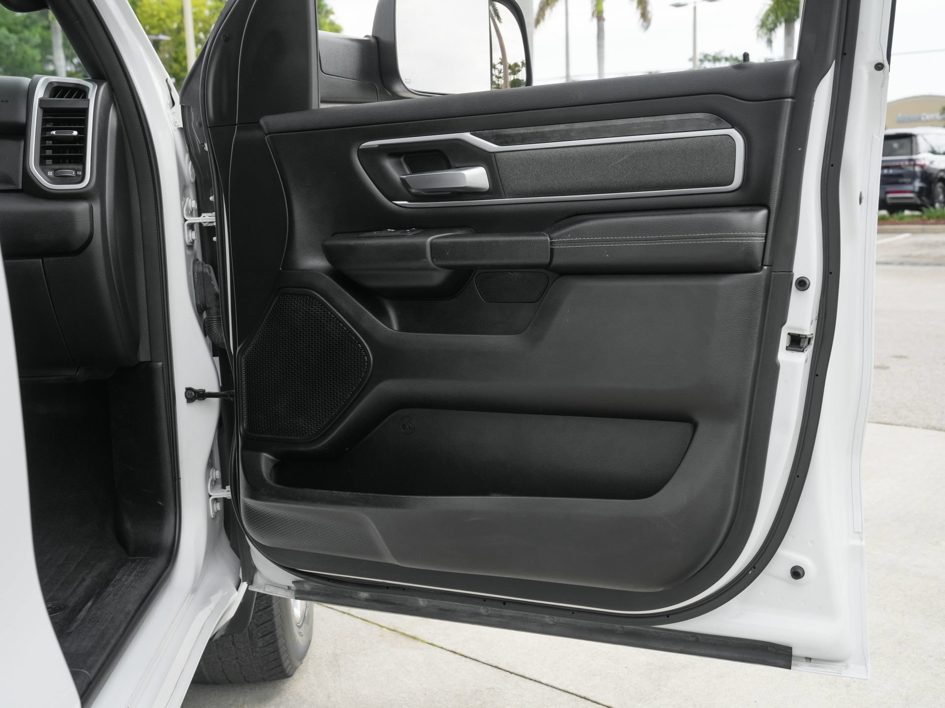 Used 2021 RAM 1500 Big Horn AWD/4WD image 39