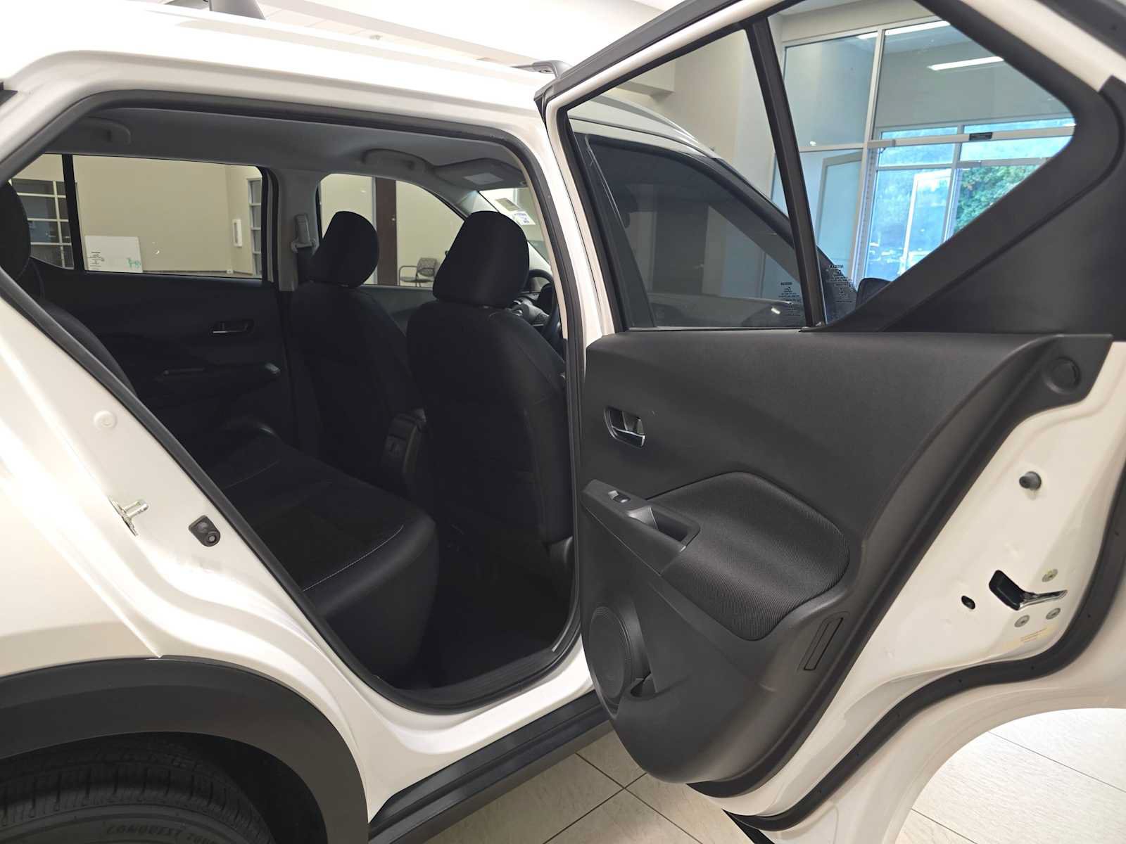 Used 2021 Nissan Kicks SV w/ Exterior Package FWD image 25