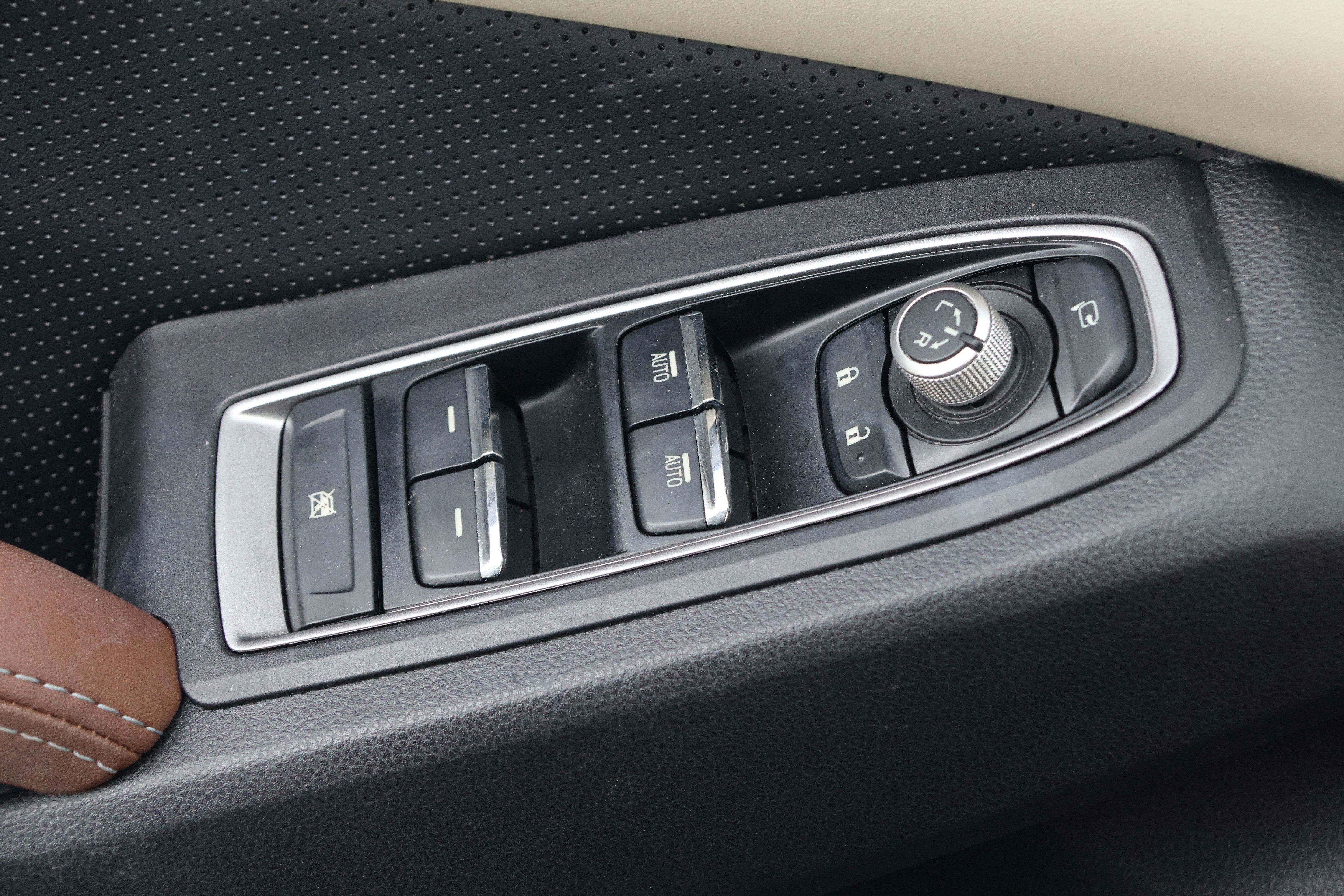 Used 2020 Subaru Ascent Touring w/ Popular Package #2A AWD/4WD image 14