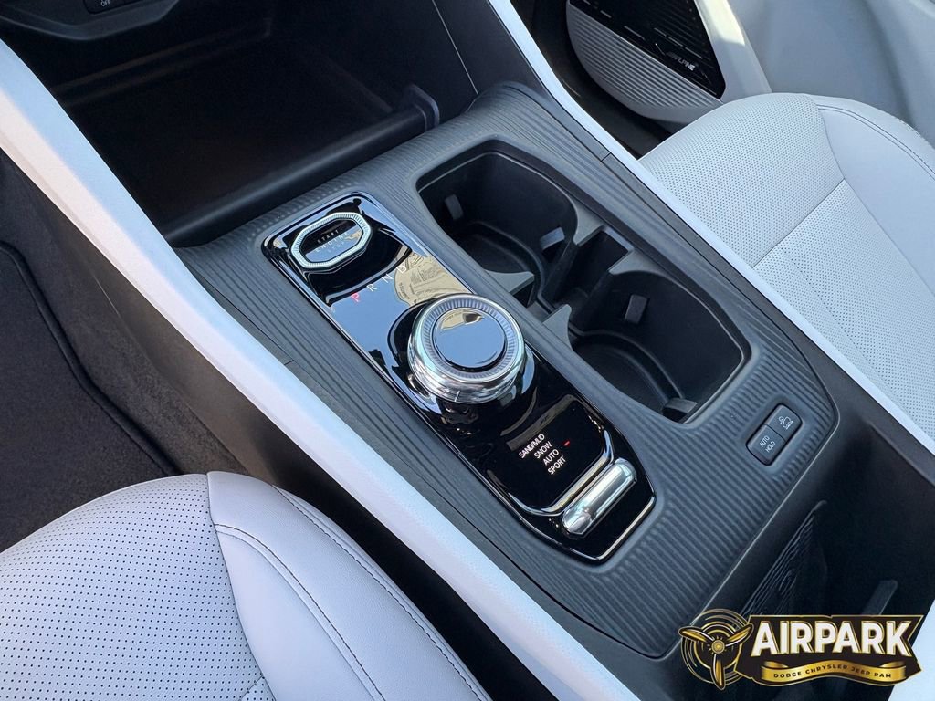 New 2026 Jeep Cherokee Limited image 18