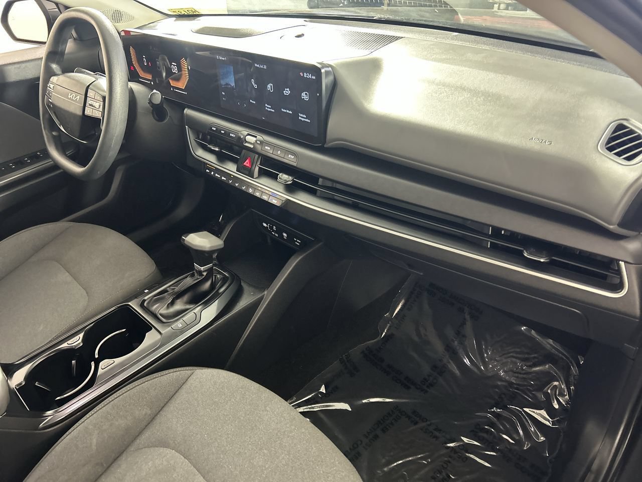 Used 2025 Kia K4 FWD image 26