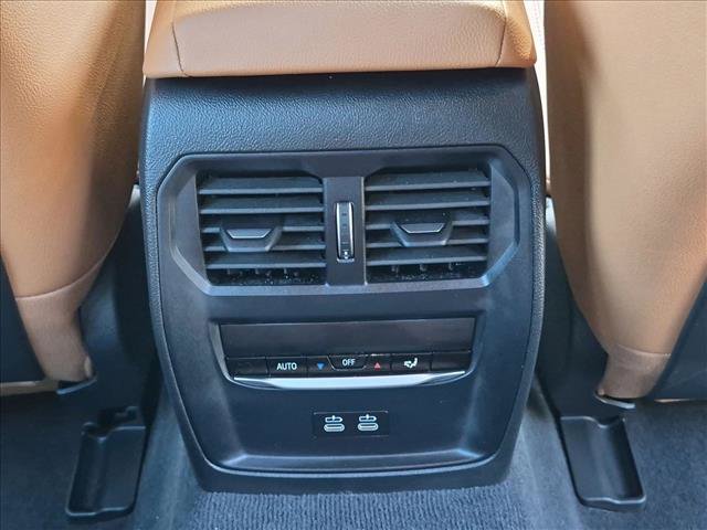 Certified 2025 BMW i4 eDrive40 w/ Premium Package RWD image 18