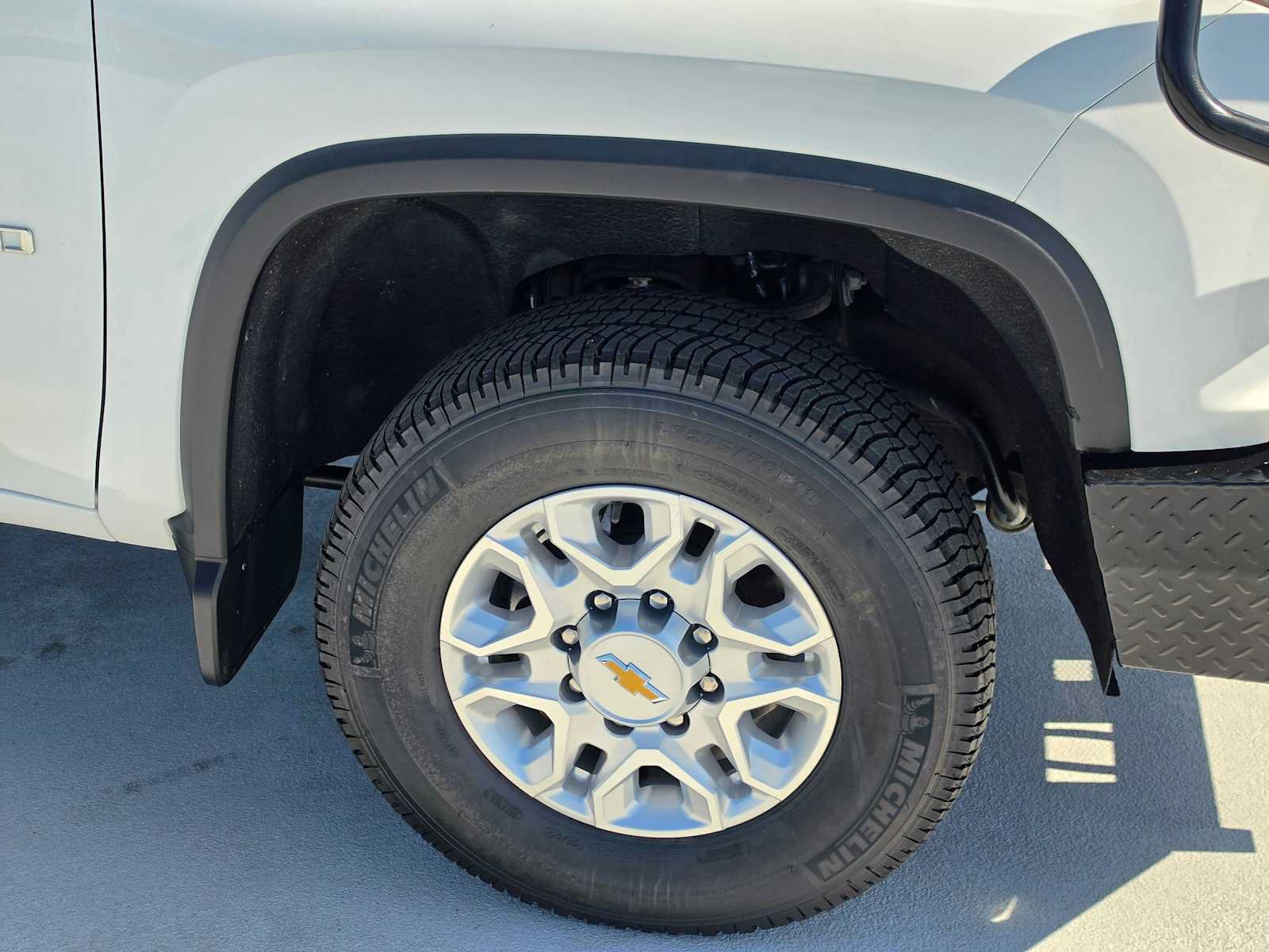 Used 2022 Chevrolet Silverado 2500 LT w/ Convenience Package AWD/4WD image 9