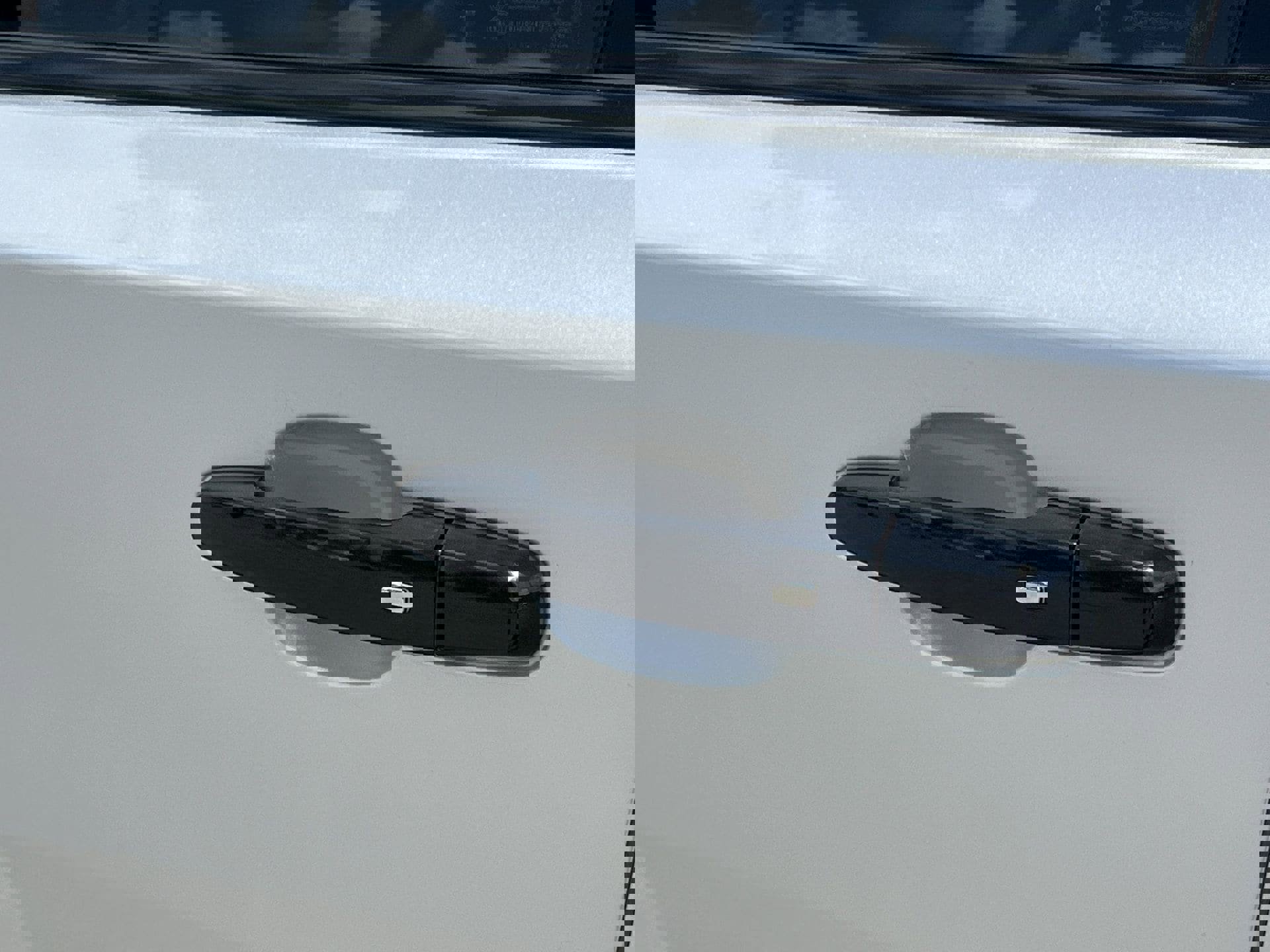 Used 2020 Chevrolet Traverse Premier w/ Redline Edition image 32