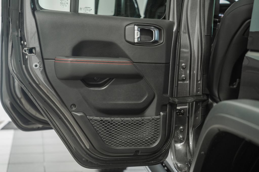New 2026 Jeep Wrangler Unlimited Rubicon w/ Technology Group AWD/4WD image 37