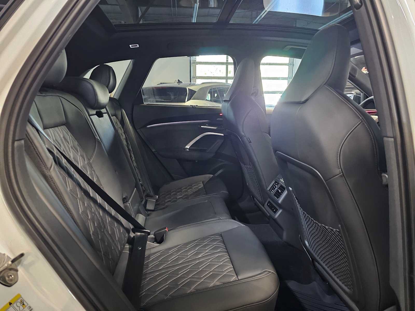 New 2026 Audi SQ5 Prestige AWD/4WD image 12