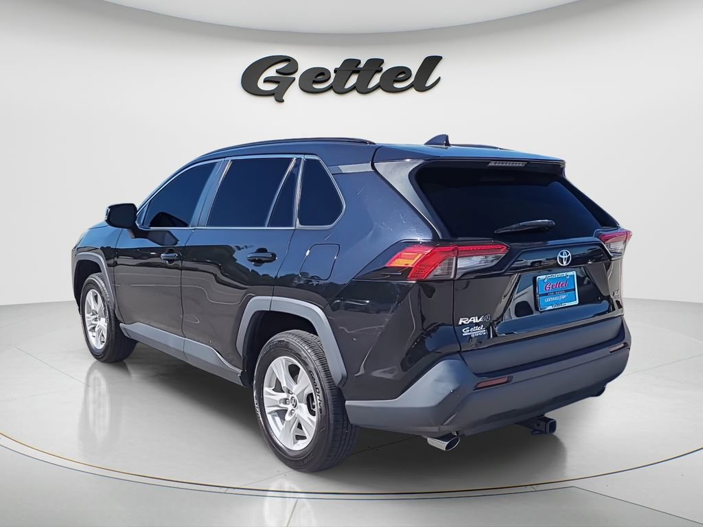 Certified 2021 Toyota RAV4 XLE image 3