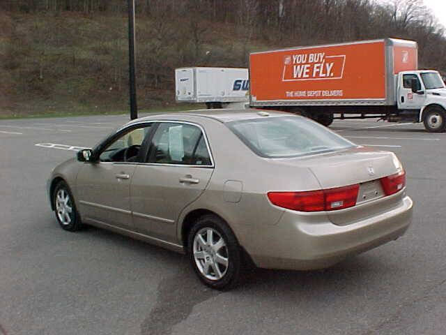 Used 2005 Honda Accord EX image 7