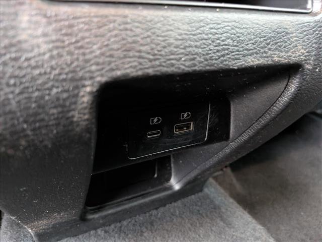 Used 2024 Mitsubishi Outlander SE image 24