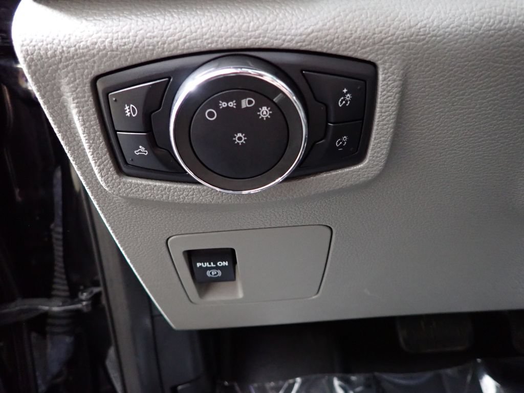 Used 2020 Ford F150 XL w/ Equipment Group 101A Mid AWD/4WD image 22