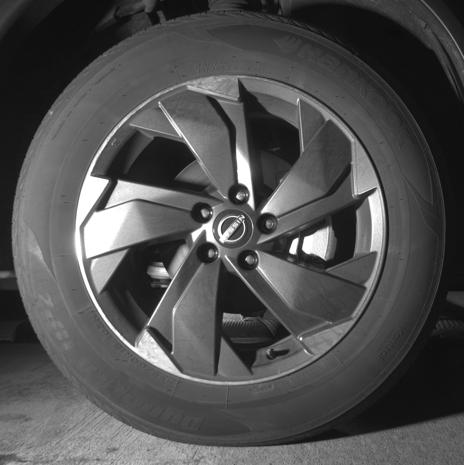 Used 2025 Nissan Rogue SV image 13