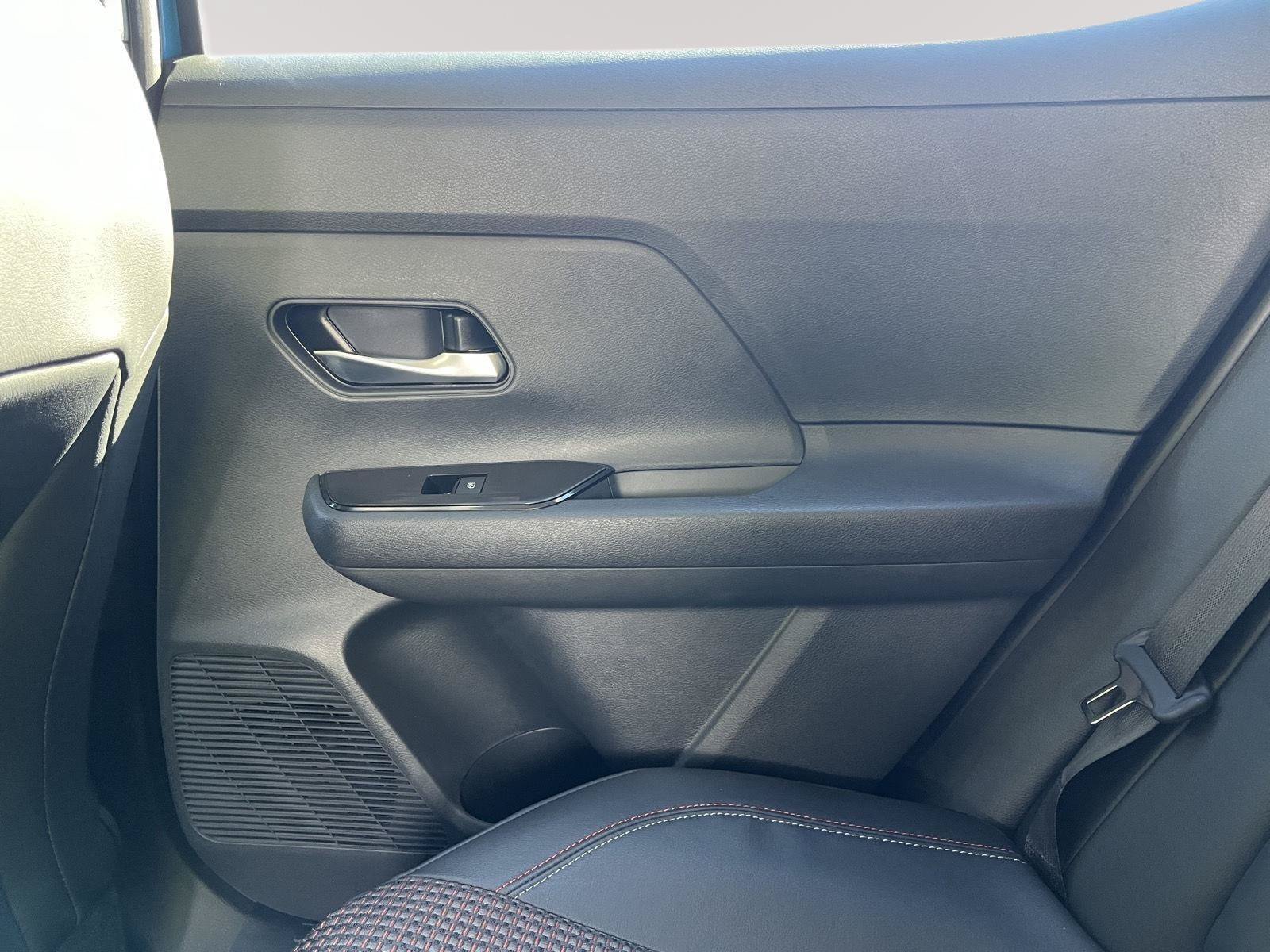 New 2027 Nissan Kicks SR AWD/4WD image 15