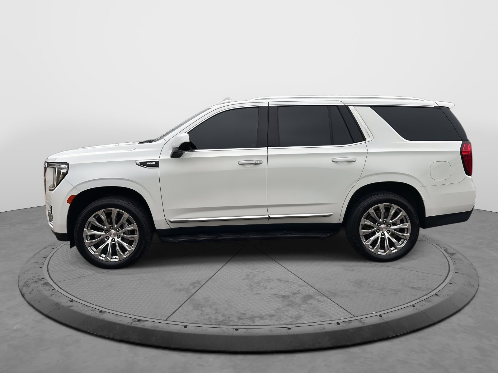 Used 2021 GMC Yukon SLT image 5