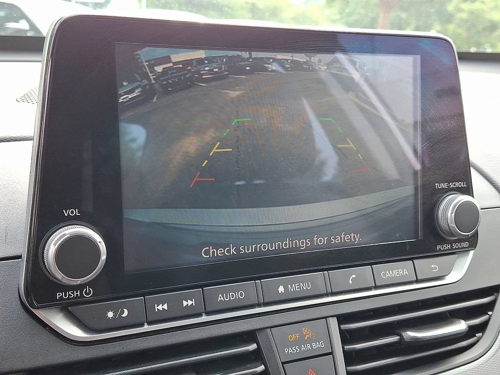 Used 2024 Nissan Altima 2.5 SR FWD image 17