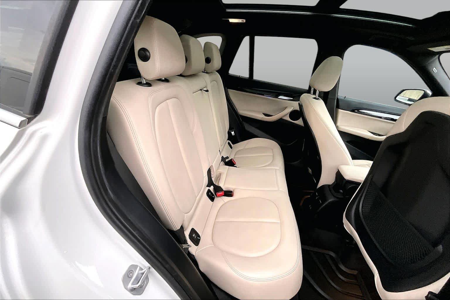 Used 2021 BMW X1 sDrive28i w/ Convenience Package FWD image 23