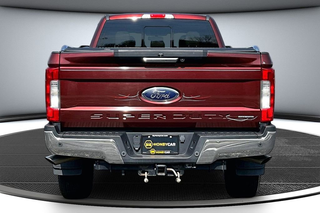 Used 2017 Ford F250 Lariat w/ Chrome Package image 5