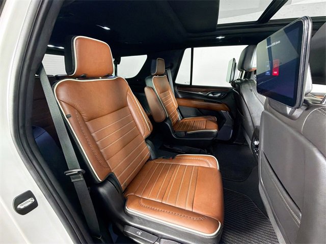 Used 2024 GMC Yukon Denali Ultimate image 28