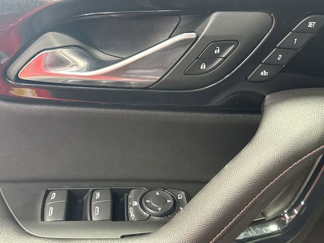 Certified 2023 Chevrolet Blazer RS w/ Driver Confidence II Package image 25