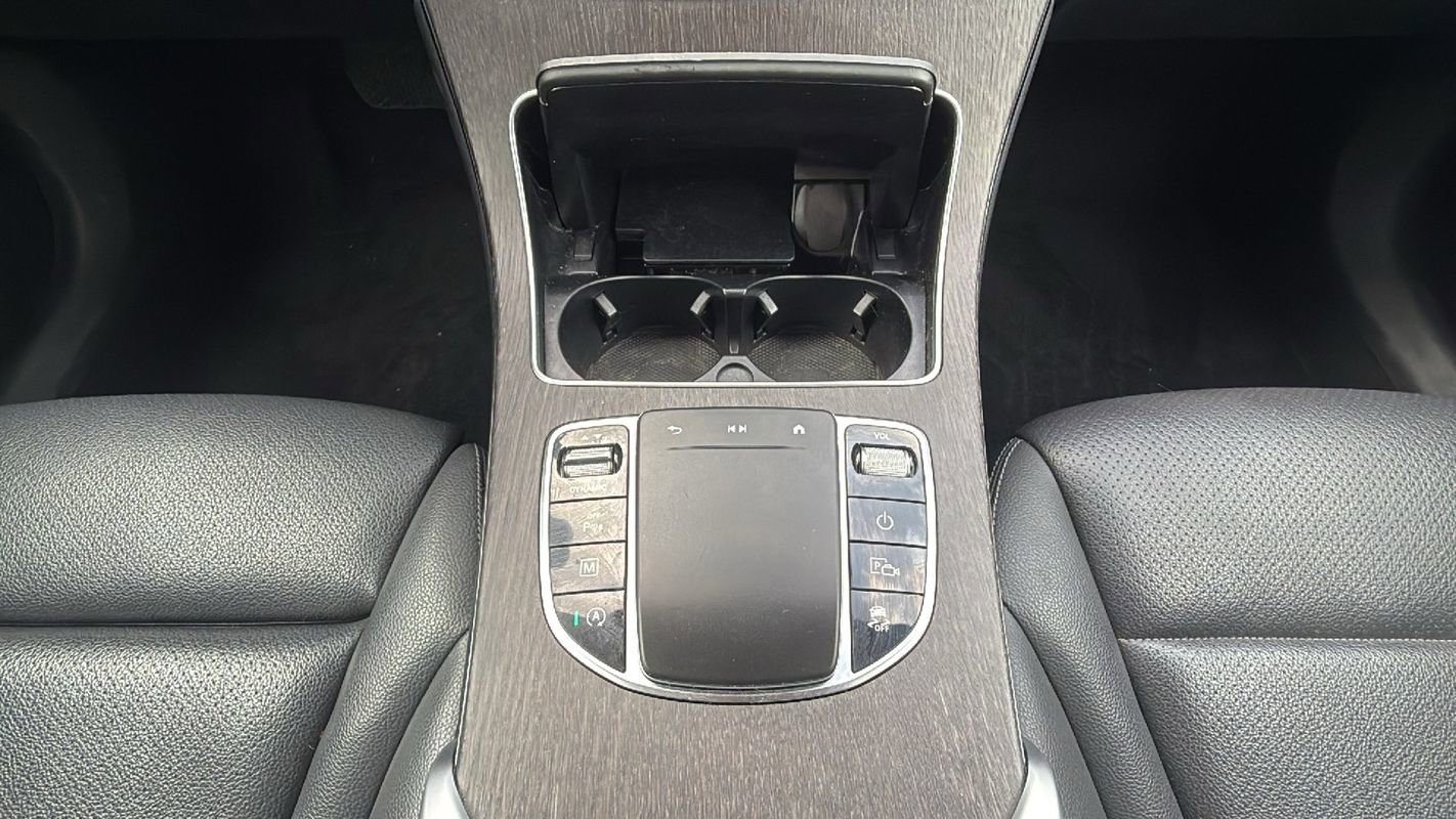 Used 2022 Mercedes-Benz GLC 300 4MATIC image 23
