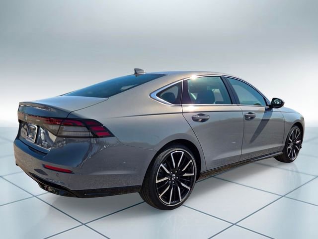 New 2026 Honda Accord Touring image 4