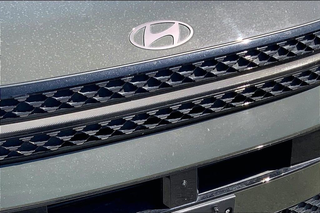 Used 2025 Hyundai Santa Fe Calligraphy image 24