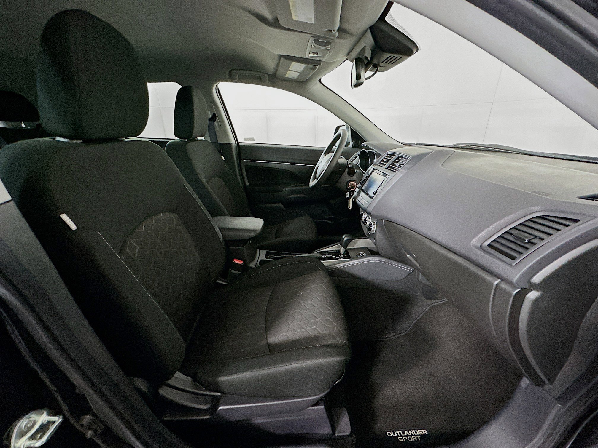 Used 2025 Mitsubishi Outlander Sport ES image 29