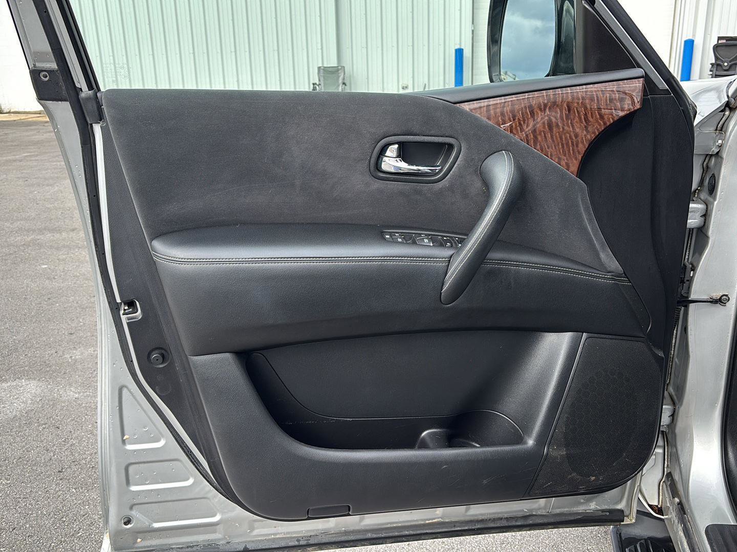 Used 2019 Nissan Armada SV w/ Driver Package AWD/4WD image 14