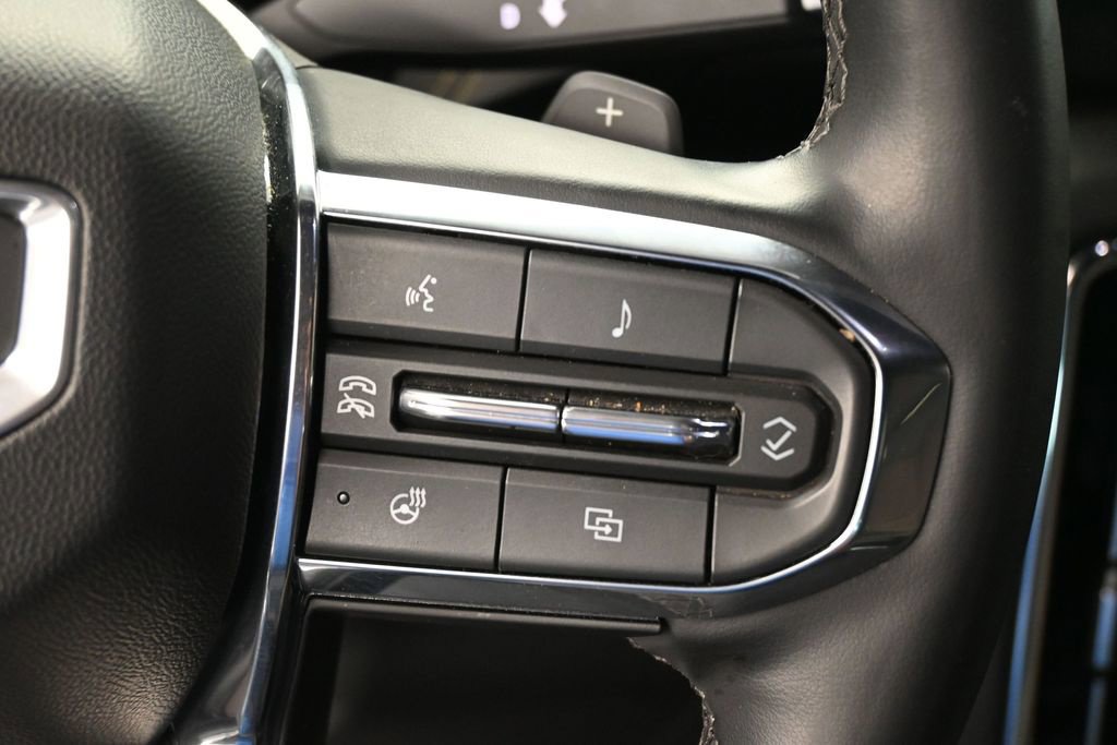 Used 2025 GMC Yukon XL Elevation AWD/4WD image 42