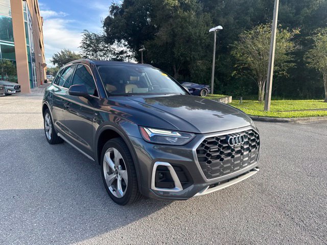 Used 2022 Audi Q5 2.0T Premium Plus w/ Premium Plus Package AWD/4WD image 10