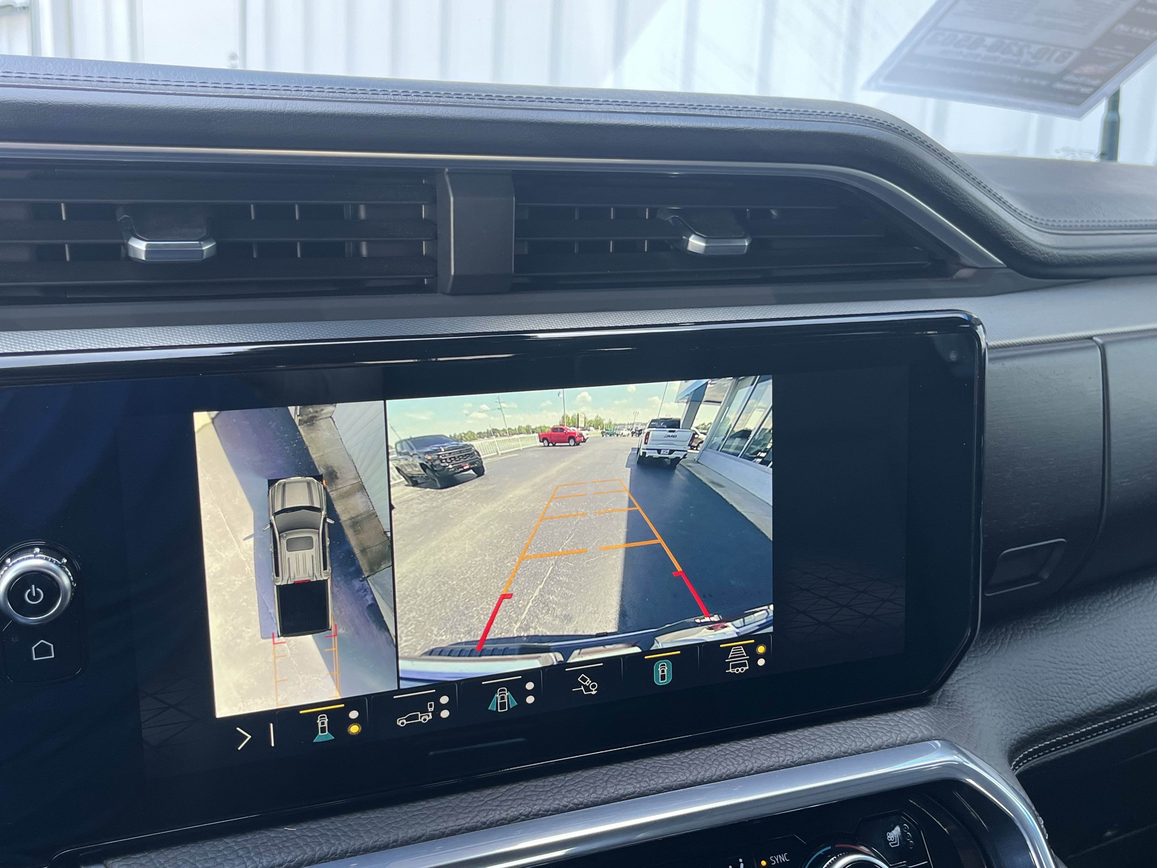 Used 2023 GMC Sierra 1500 Denali w/ Denali Reserve Package AWD/4WD image 16