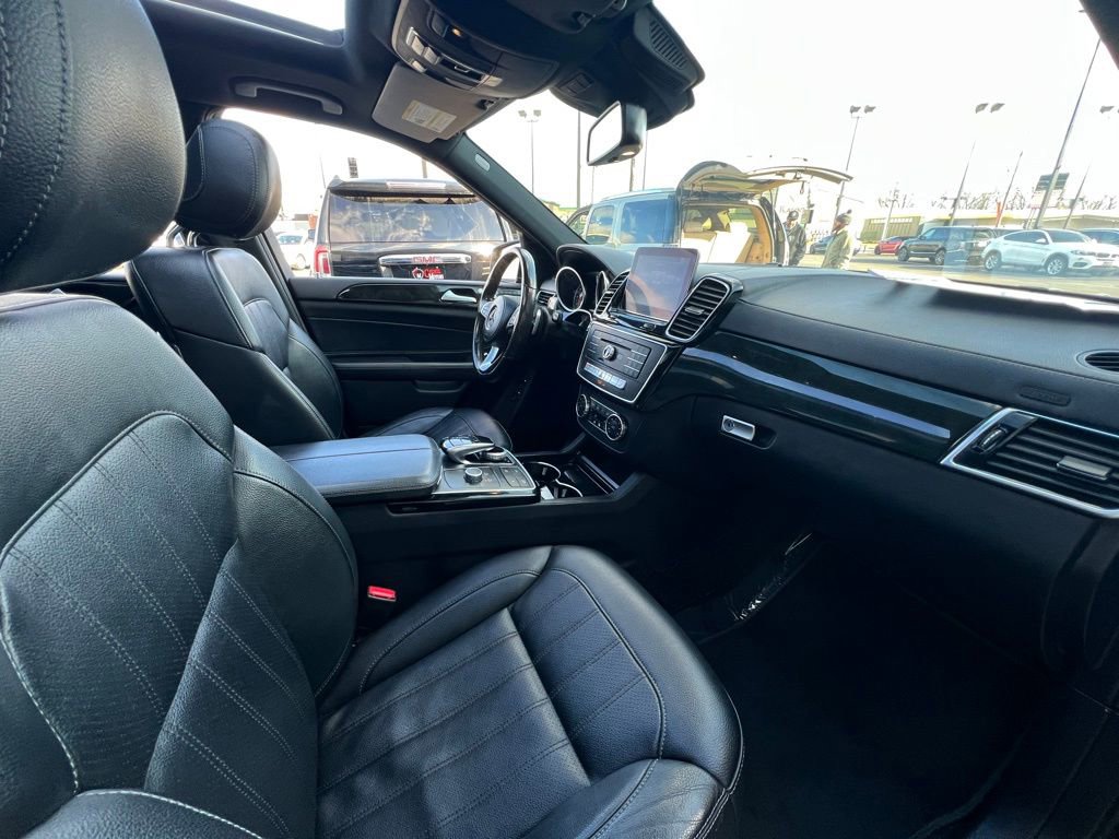 Used 2019 Mercedes-Benz GLS 450 4MATIC image 27