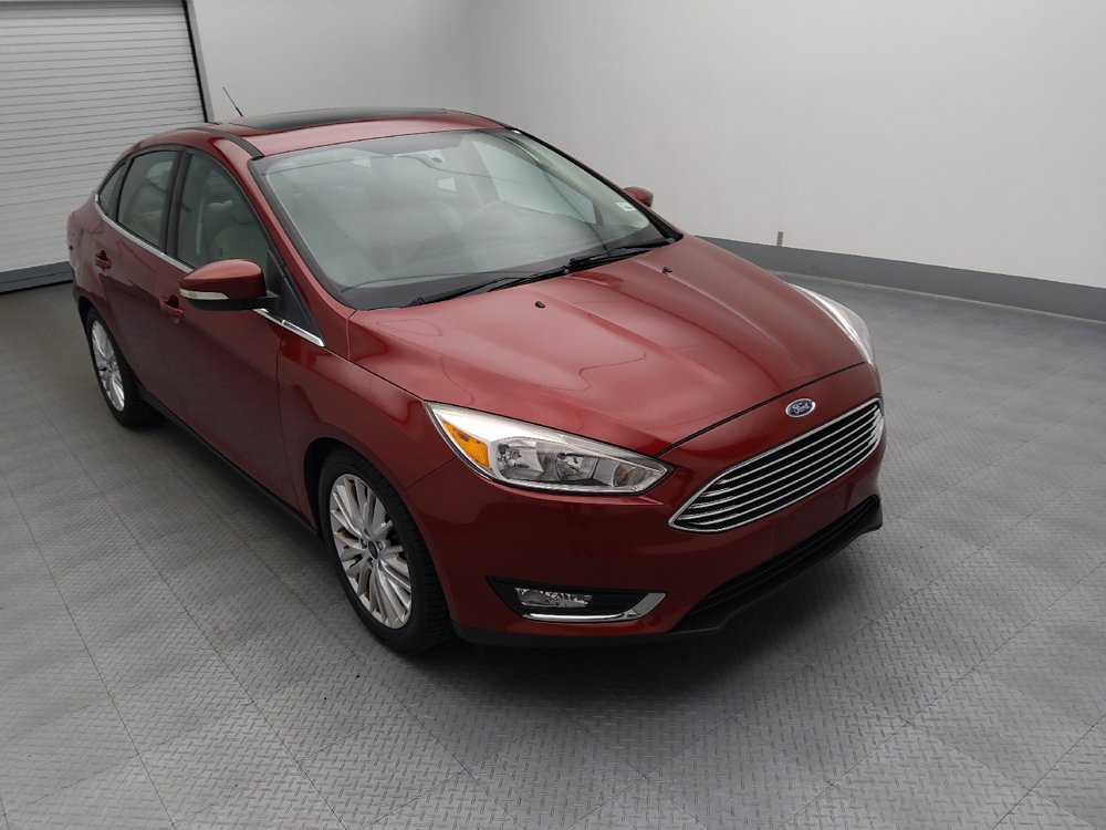 Used 2017 Ford Focus Titanium FWD image 13