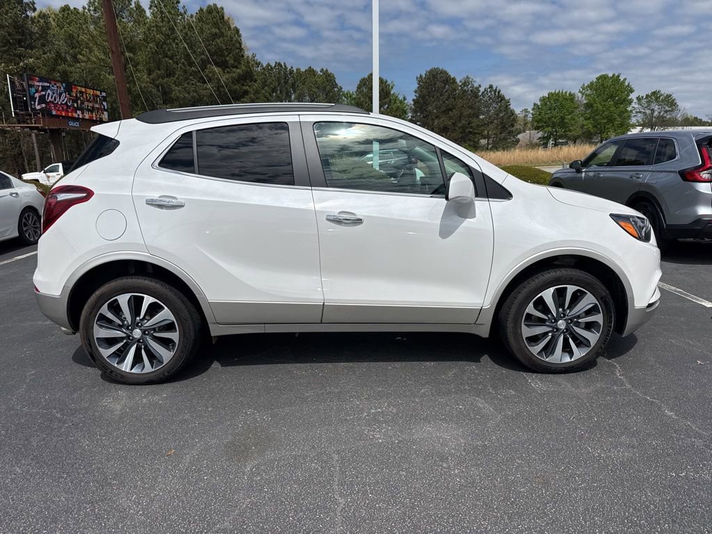 Used 2022 Buick Encore Preferred w/ Safety Package II image 2