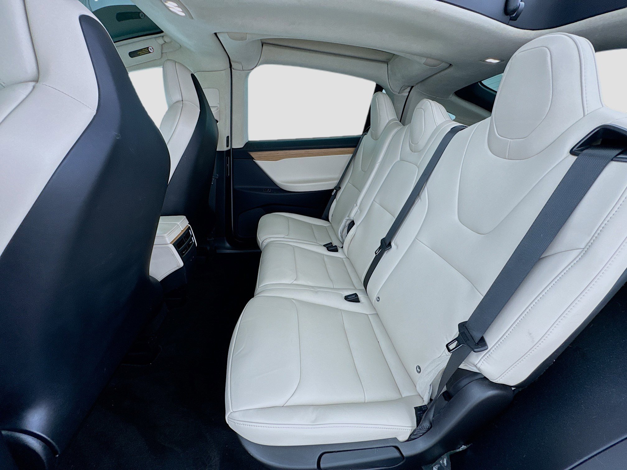 Used 2019 Tesla Model X Performance image 15