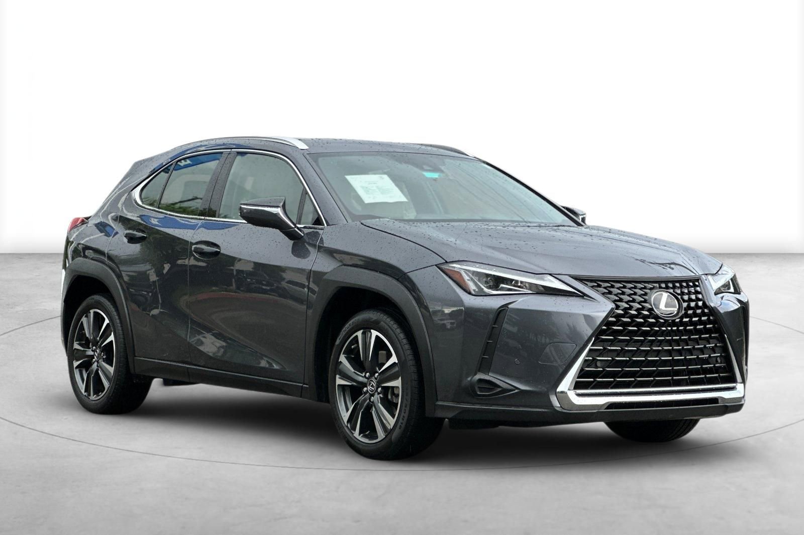 Used 2022 Lexus UX 200 w/ Accessory Package (Z2) FWD image 8