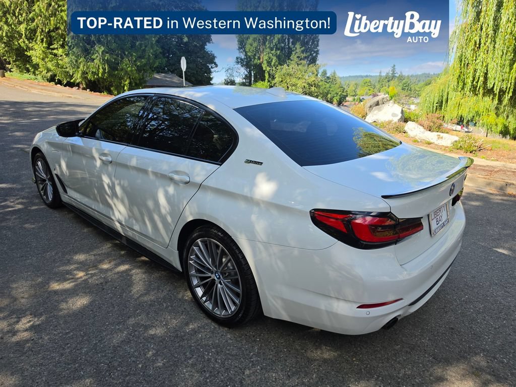 Used 2019 BMW 530e xDrive w/ Convenience Package AWD/4WD image 7