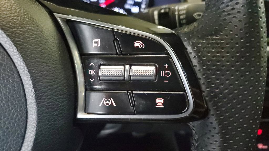 Used 2023 Kia Forte GT-Line w/ GT-Line Premium Package image 30