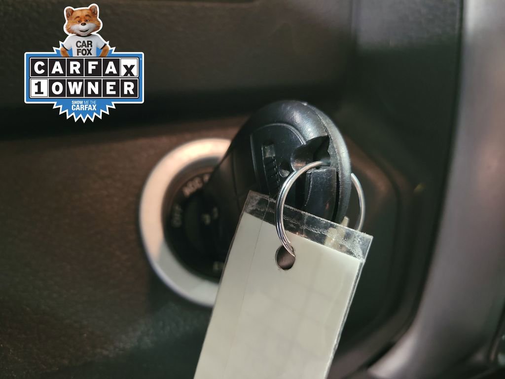 Used 2021 RAM 1500 Classic SLT image 16