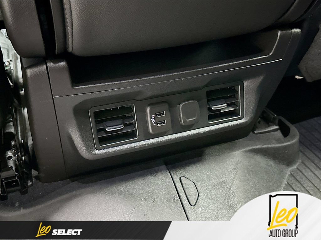 Used 2020 Chevrolet Silverado 2500 LTZ AWD/4WD image 27