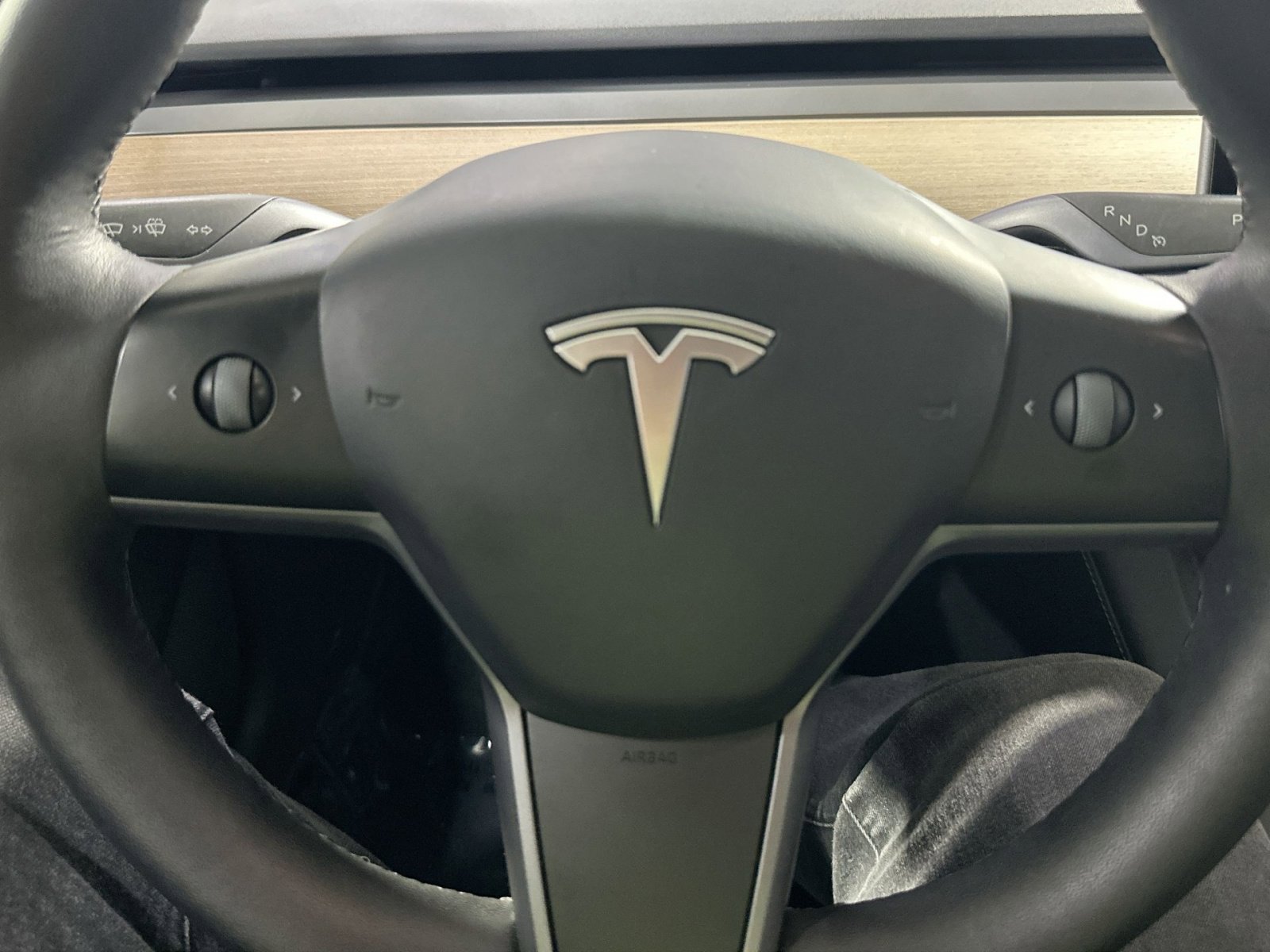 Used 2023 Tesla Model 3 Standard Range image 18