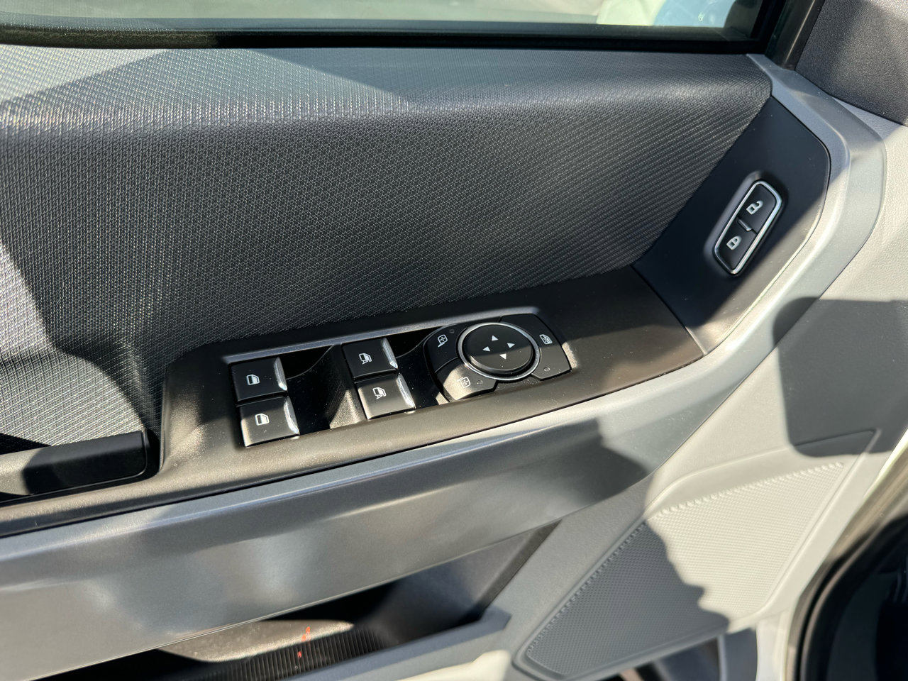 Used 2022 Ford F150 XLT w/ Trailer Tow Package image 15