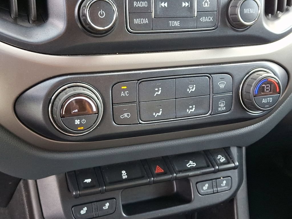 Used 2018 Chevrolet Colorado Z71 AWD/4WD image 16