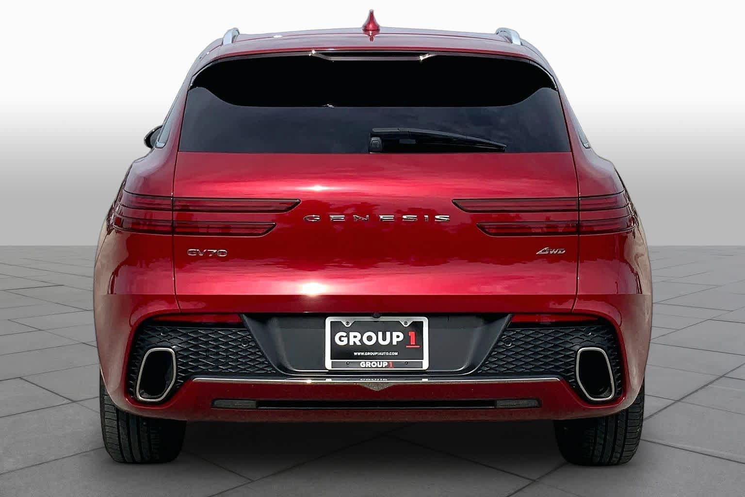 Used 2023 Genesis GV70 2.5T AWD/4WD image 5