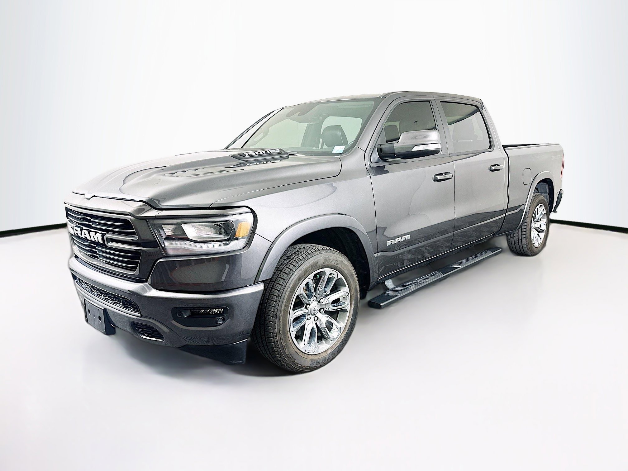 Used 2022 RAM 1500 Laramie image 3